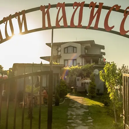 Calisto Chalet Arapya